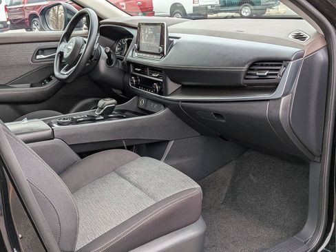 Used 2023 Nissan Rogue SV image 21