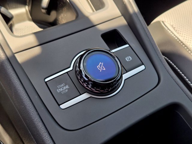 New 2026 Volkswagen Tiguan SE R-Line FWD image 13
