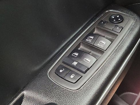 Used 2021 Dodge Charger SXT w/ Leather Interior Group image 27