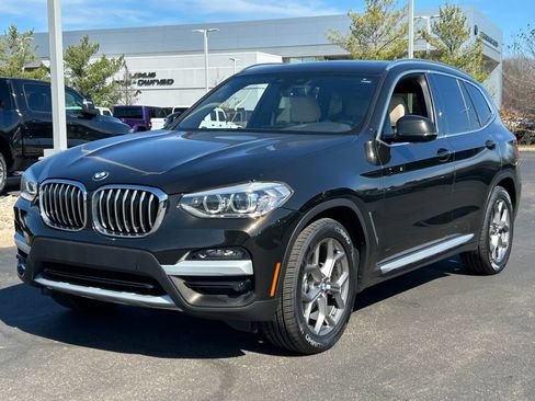 Used 2020 BMW X3 xDrive30i w/ Premium Package image 3