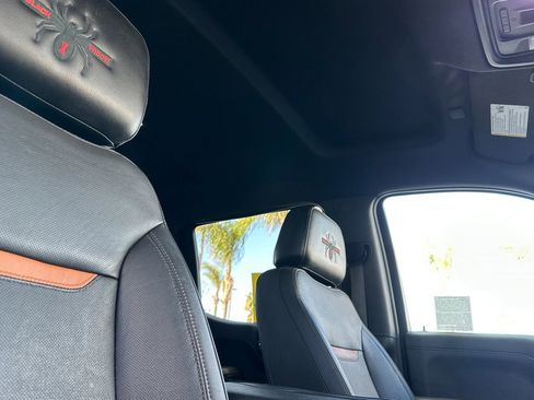 Used 2020 GMC Sierra 1500 AT4 w/ AT4 Premium Package image 17