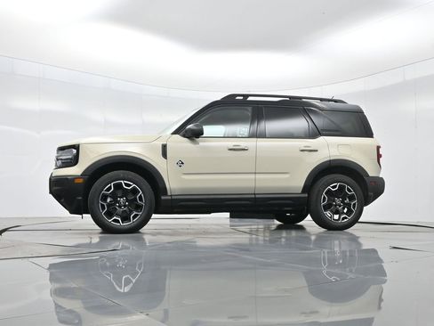 Used 2025 Ford Bronco Sport Outer Banks w/ Outer Banks Tech Package+ image 53