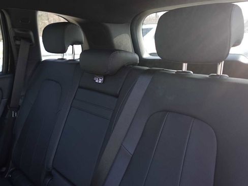 Used 2026 Mercedes-Benz GLB 250 4MATIC image 26