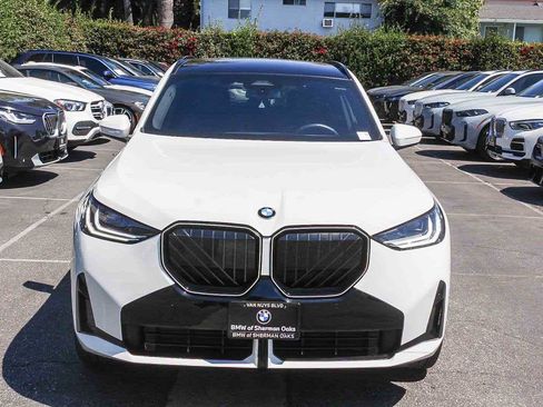 Used 2026 BMW X3 xDrive30 w/ M Sport Package AWD/4WD image 2