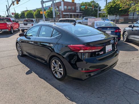 Used 2017 Hyundai Elantra Limited FWD image 8
