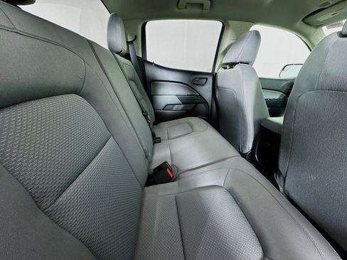 Used 2016 Chevrolet Colorado W/T image 32