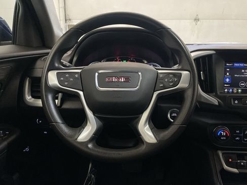 Used 2023 GMC Terrain SLE w/ Driver Convenience Package FWD image 5