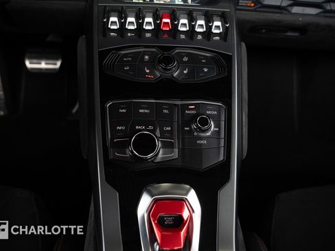 Used 2018 Lamborghini Huracan LP 580-2 image 25