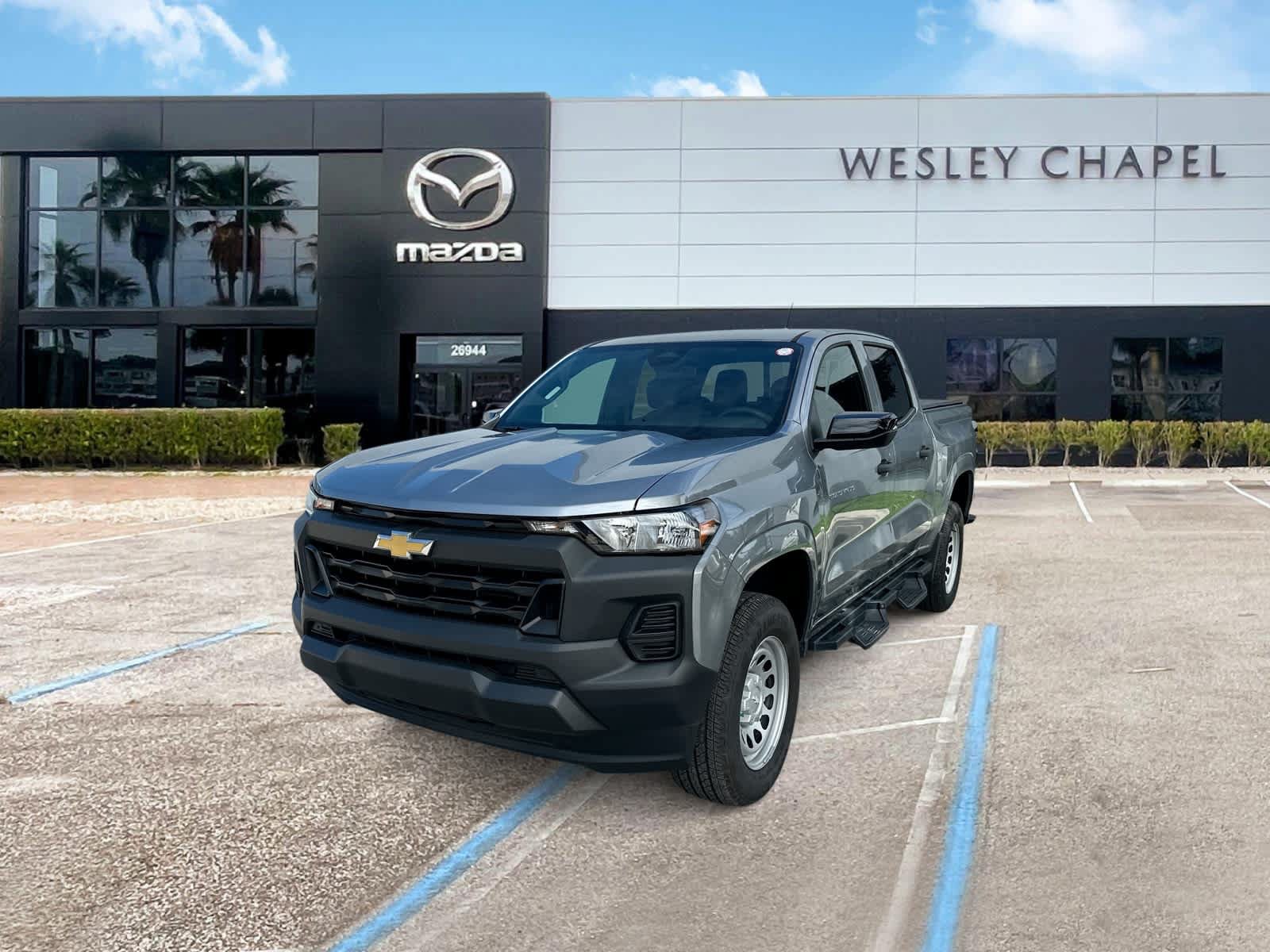 Used 2024 Chevrolet Colorado W/T w/ WT Convenience Package II RWD image 1