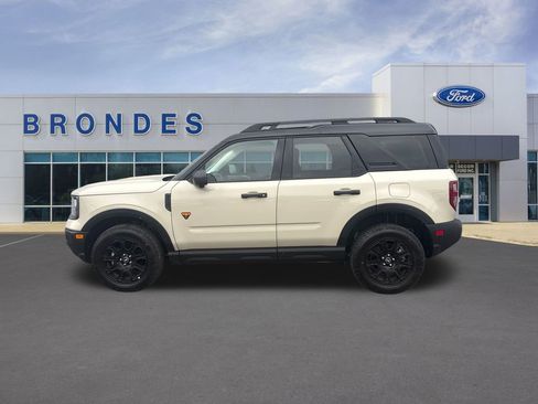 Used 2025 Ford Bronco Sport Badlands image 1