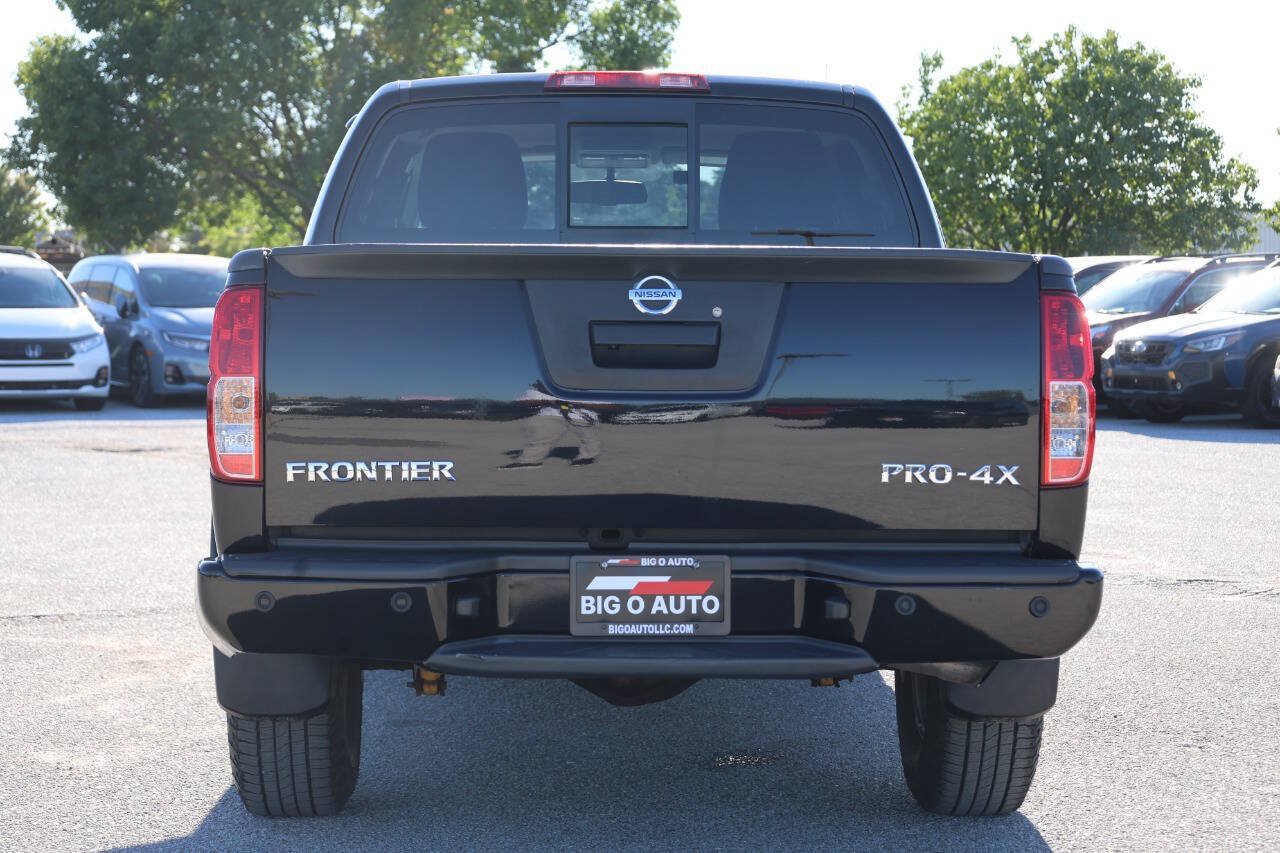 Used 2018 Nissan Frontier PRO-4X AWD/4WD image 10