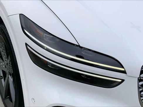 Used 2023 Genesis GV70 2.5T w/ Sport Prestige Package image 27