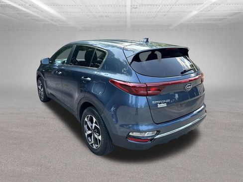 Used 2022 Kia Sportage LX AWD/4WD image 3