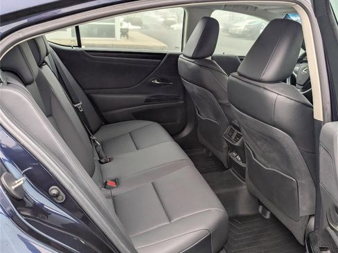 Used 2022 Lexus ES 350 350 FWD w/ Premium Package image 12