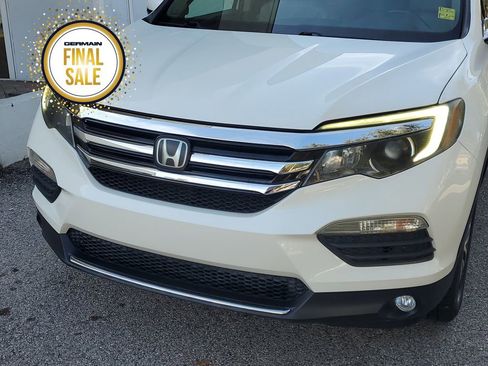 Used 2017 Honda Pilot Touring image 11
