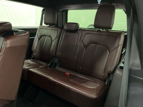 Used 2024 Ford Expedition Max Limited image 30