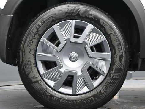 New 2026 Nissan Kicks S FWD image 9