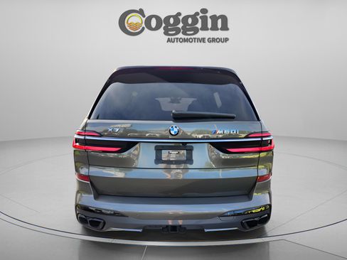 Used 2023 BMW X7 M60i w/ Executive Package image 4