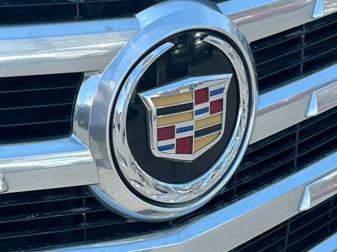 Used 2015 Cadillac Escalade Luxury AWD/4WD image 10