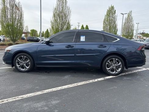 Used 2024 Honda Accord EX image 9