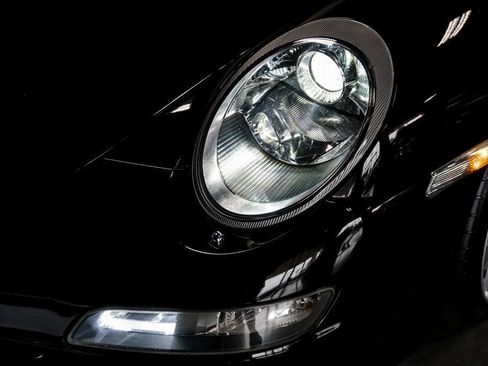 Used 2005 Porsche 911 Carrera S RWD image 73
