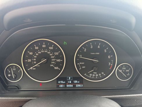 Used 2018 BMW 320i xDrive Sedan AWD/4WD image 15