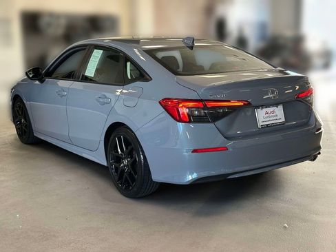 Used 2023 Honda Civic Sport image 6