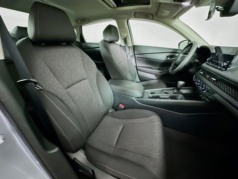 Used 2024 Honda Accord EX image 29