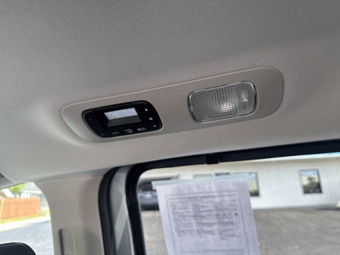 Used 2025 Honda Odyssey EX-L image 16