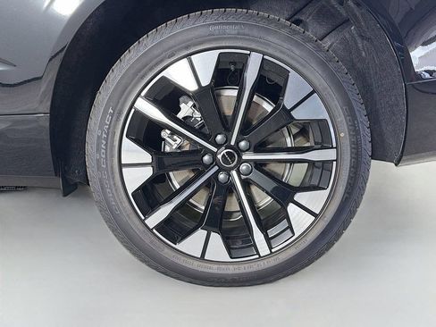 New 2026 Volvo XC60 T8 Plus w/ Protection Package Premier AWD/4WD image 32