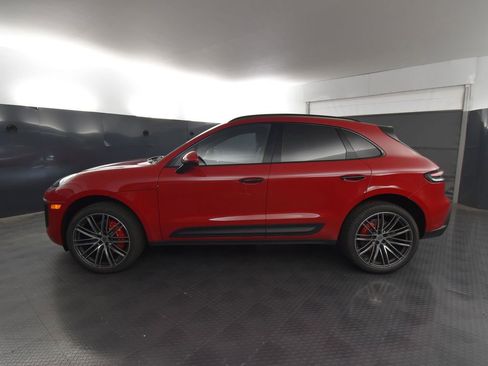 New 2025 Porsche Macan S image 2