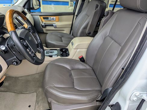 Used 2015 Land Rover LR4 HSE LUX image 5