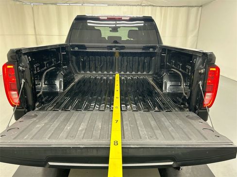 Used 2023 GMC Sierra 1500 Elevation image 21