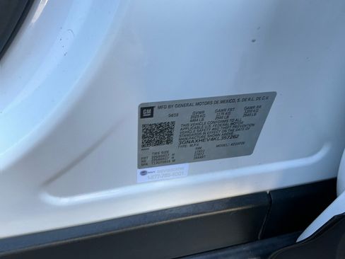 Used 2019 Chevrolet Equinox LS w/ LS Convenience Package image 27