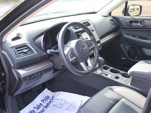 Used 2017 Subaru Outback 2.5i Limited AWD/4WD image 24