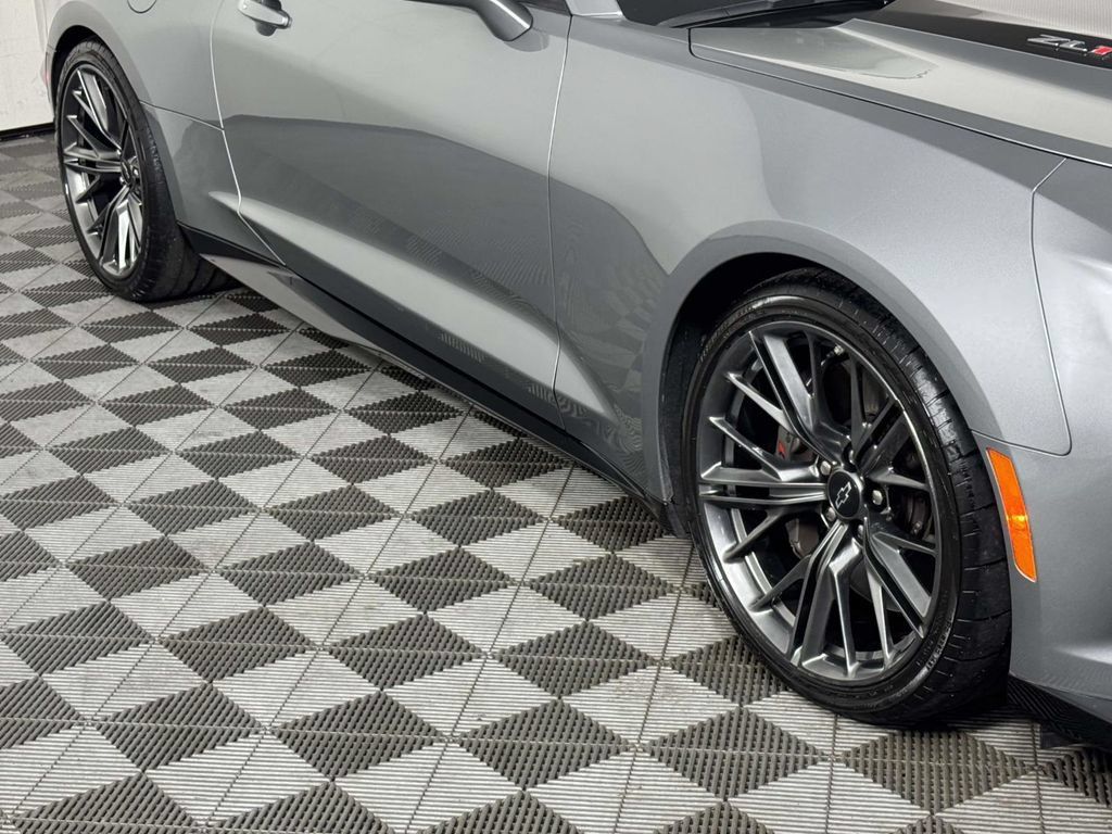 Used 2023 Chevrolet Camaro ZL1 RWD image 12