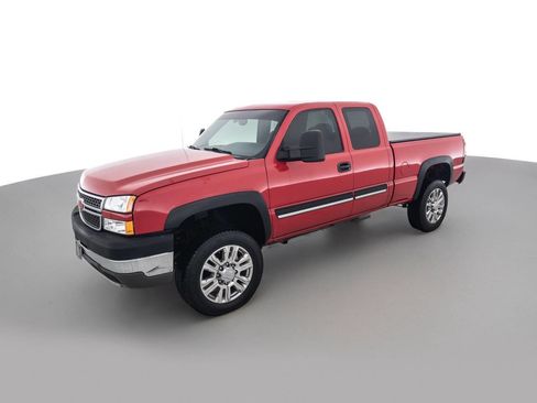 Used 2005 Chevrolet Silverado 2500 LS w/ Heavy-Duty Power Package image 9
