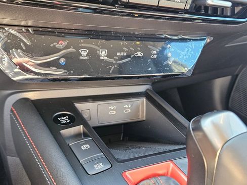 New 2026 Nissan Kicks SR FWD image 22