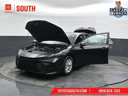 Used 2025 Toyota Camry LE w/ Convenience Package FWD image 59