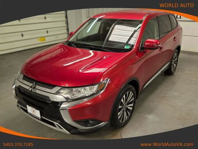 Used 2019 Mitsubishi Outlander SE
