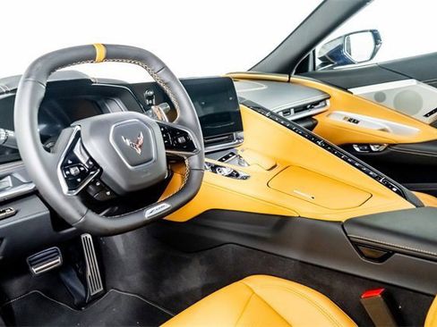 Used 2024 Chevrolet Corvette Z06 image 2