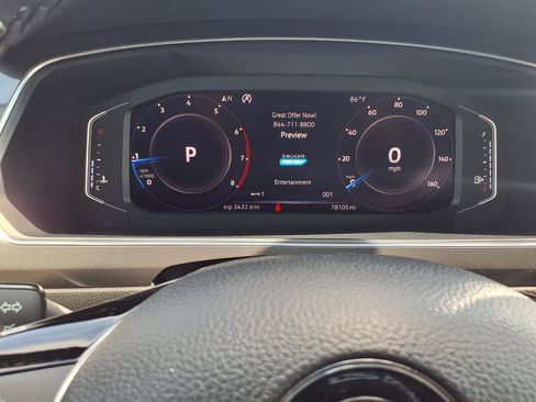 Used 2019 Volkswagen Tiguan S FWD image 14