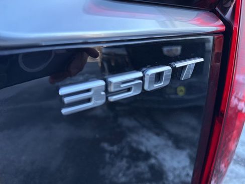 Used 2024 Cadillac XT6 Luxury image 27