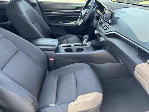 Used 2022 Nissan Altima 2.5 S image 12