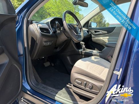 Certified 2022 Chevrolet Equinox LS w/ LS Convenience Package FWD image 14