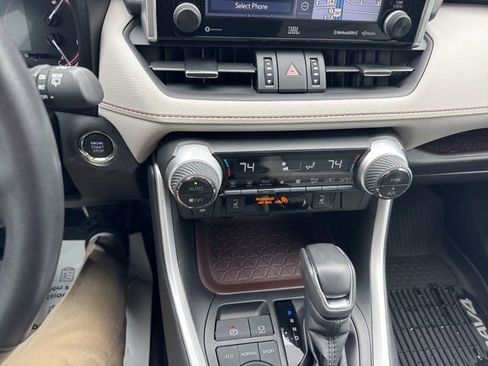 Used 2020 Toyota RAV4 Limited w/ All Weather Liner Package AWD/4WD image 17