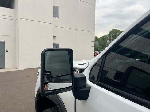 Used 2026 GMC Sierra 2500 AT4X AWD/4WD image 10
