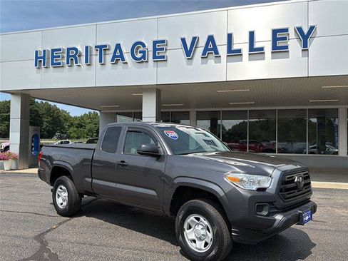 Used 2019 Toyota Tacoma SR AWD/4WD image 1