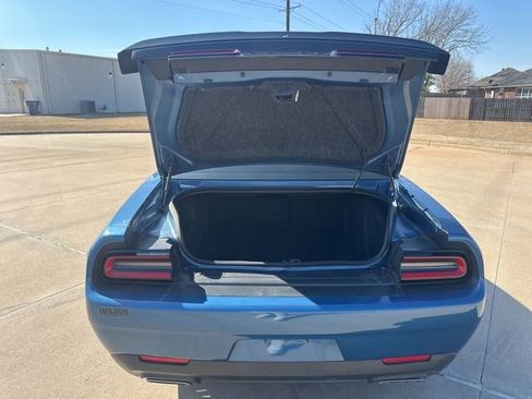 Used 2020 Dodge Challenger R/T w/ Blacktop Package image 27