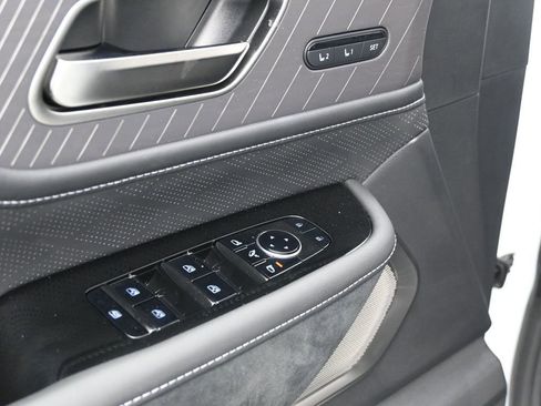 New 2026 INFINITI QX80 Autograph image 17